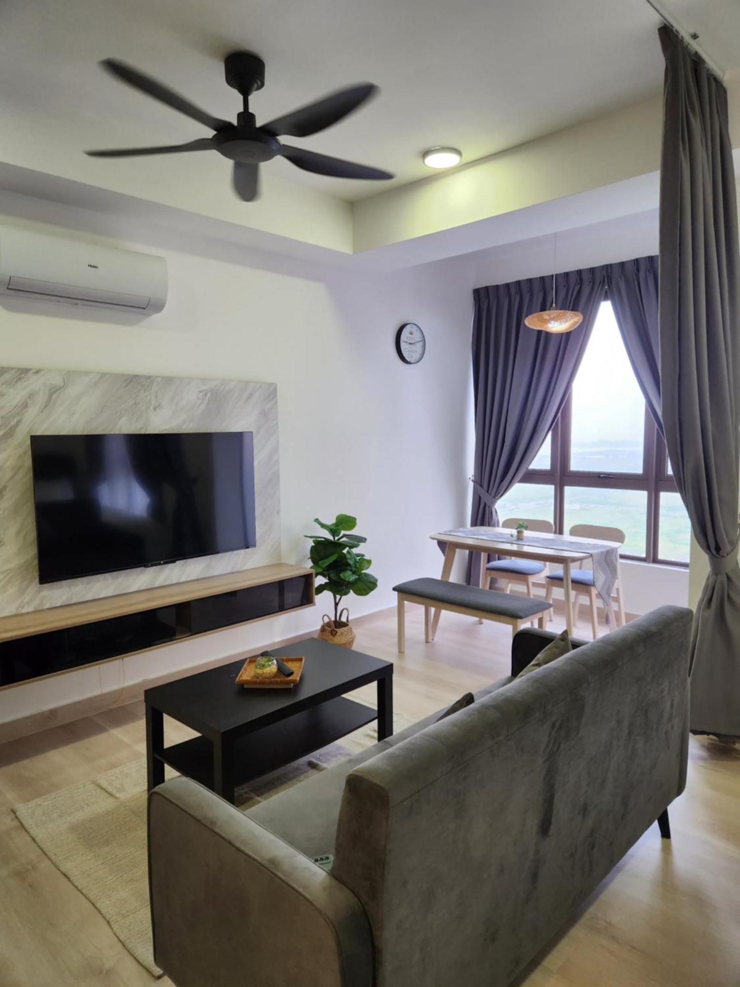 Bali Residence Impian Raudah Malacca Exterior photo